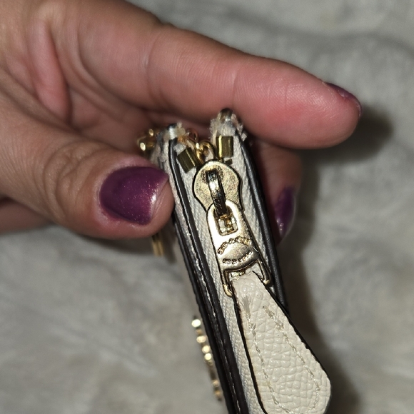 Coach Beige Card Holder with Gold Chain - Picture 7 of 9